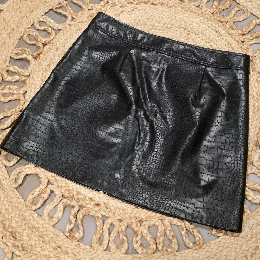 Michael Kors Black Croc-Embossed Mini Skirt